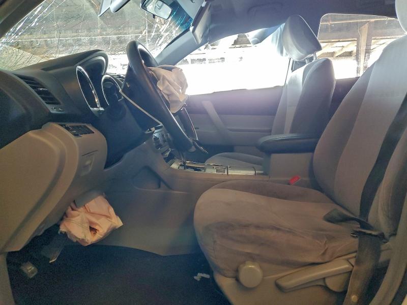 Photo 7 from auction – 2012 TOYOTA HIGHLANDER with VIN 5TDZA3EHXCS030242