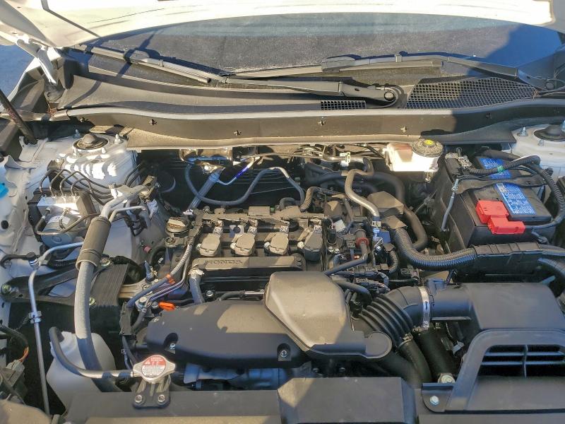 Photo 12 from auction – 2025 HONDA CR-V with VIN 2HKRS4H71SH403226