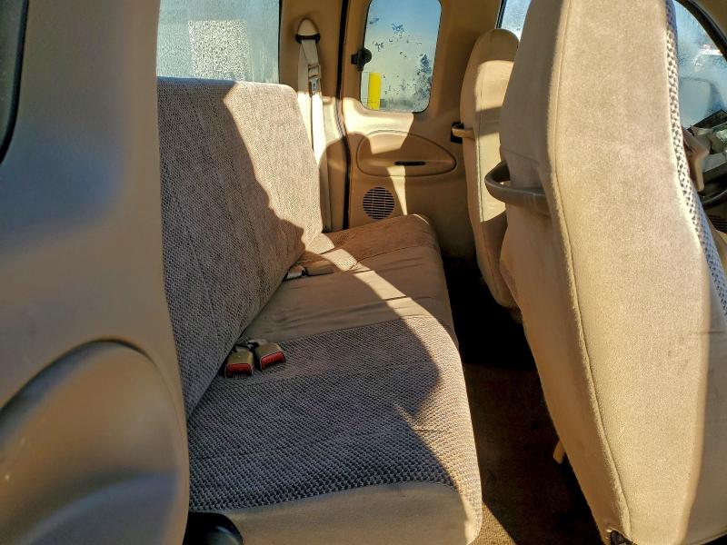 Photo 10 from auction – 1998 DODGE RAM 2500 with VIN 1B7KC2367WJ226180