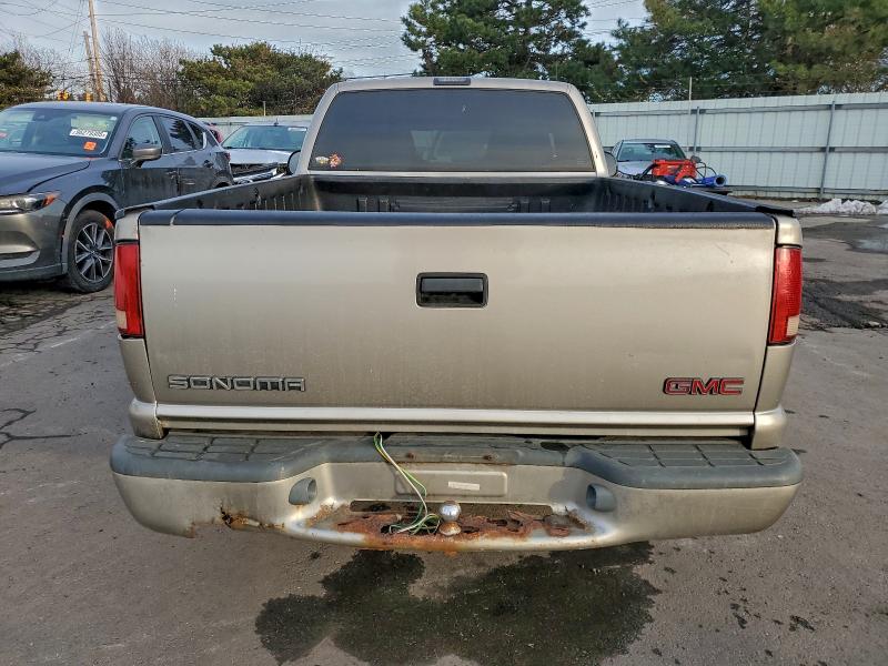 Photo 6 from auction – 1998 GMC SONOMA with VIN 1GTCS1446WK526415