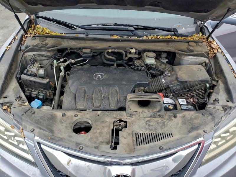 Фото 12 с аукциона – 2016 ACURA RDX с VIN 5J8TB4H33GL015485