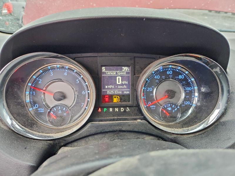 Photo 9 from auction – 2014 CHRYSLER TOWN & COU with VIN 2C4RC1BGXER437354