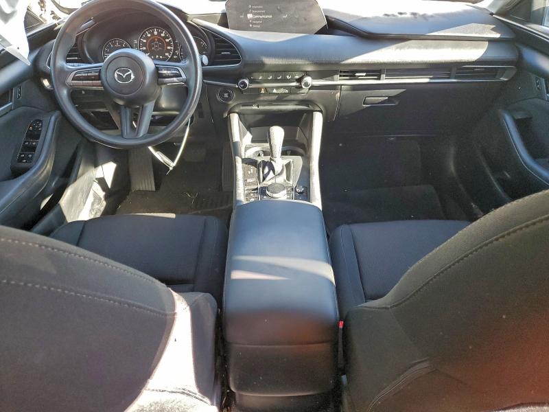 Photo 8 from auction – 2021 MAZDA 3 with VIN 3MZBPAAL9MM200815