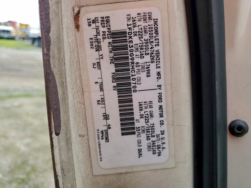 Photo 10 from auction – 1995 FORD ECONOLINE with VIN 1FDKE30G9RHC10700