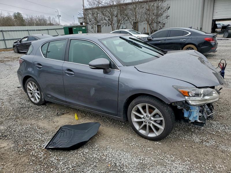 Photo 4 from auction – 2013 LEXUS CT 200 with VIN JTHKD5BH8D2170760