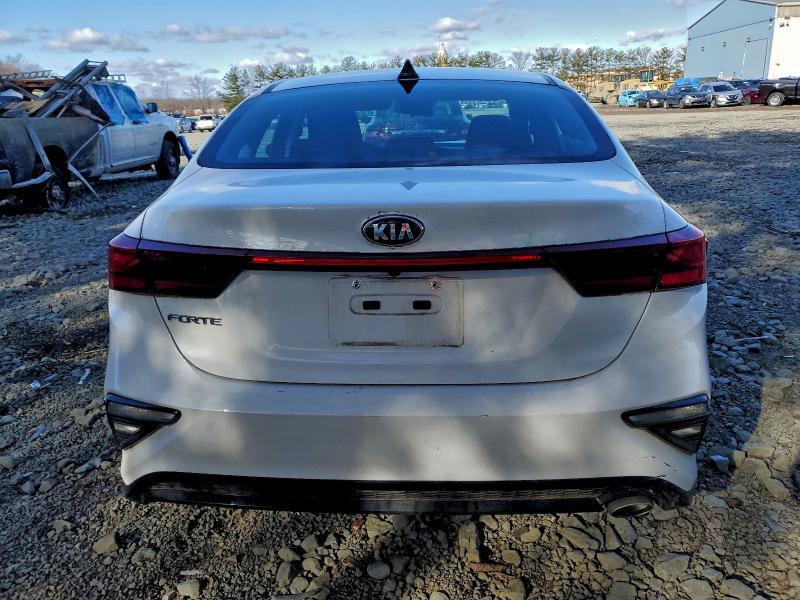 Photo 6 from auction – 2021 KIA FORTE with VIN 3KPF24AD5ME313667