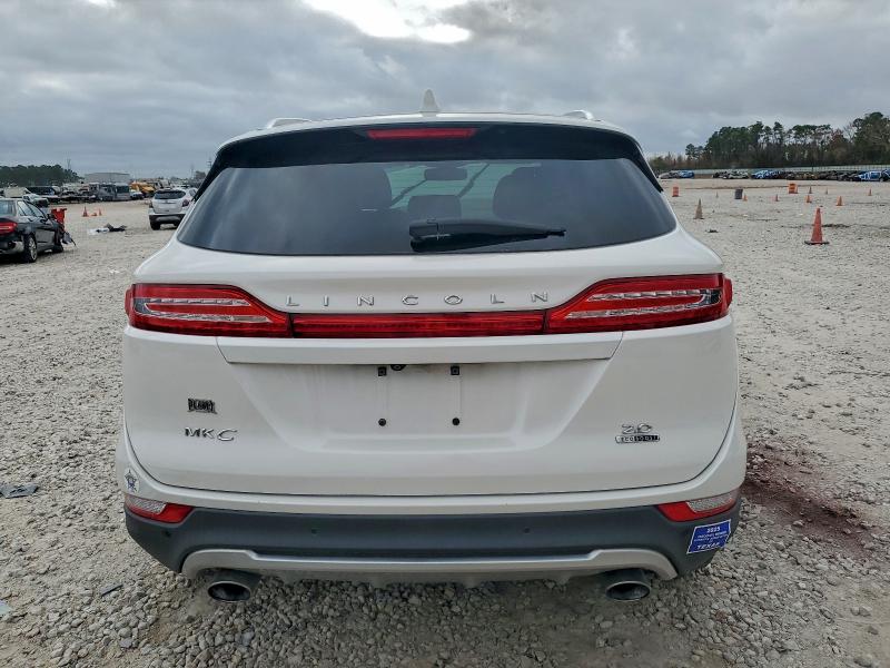Photo 6 from auction – 2016 LINCOLN MKC RESERV with VIN 5LMCJ3C91GUJ22092