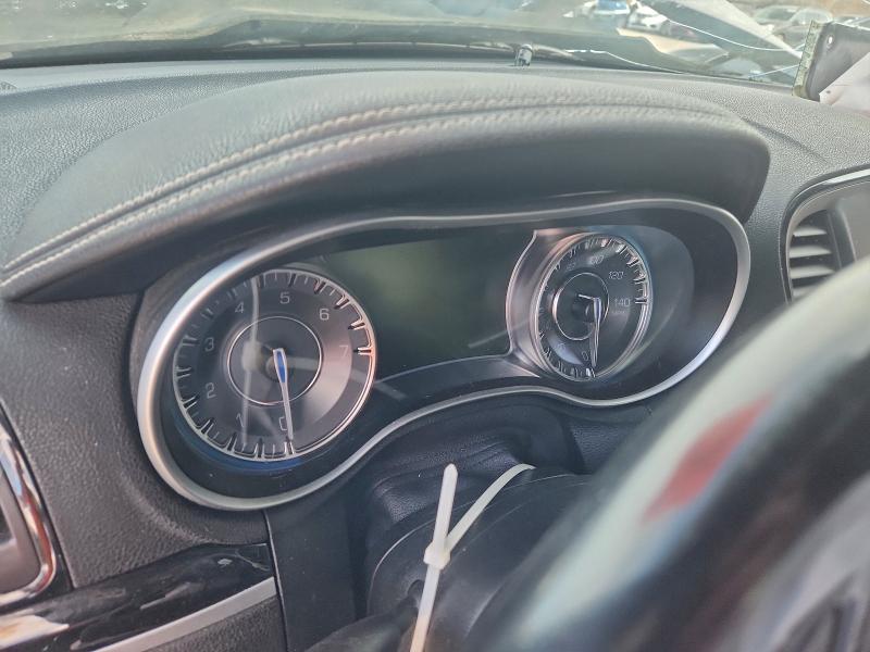 Photo 9 from auction – 2021 CHRYSLER 300 with VIN 2C3CCABG4MH545841
