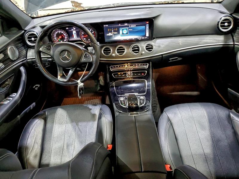 Photo 8 from auction – 2017 MERCEDES-BENZ E 300 4MAT with VIN WDDZF4KB9HA205730