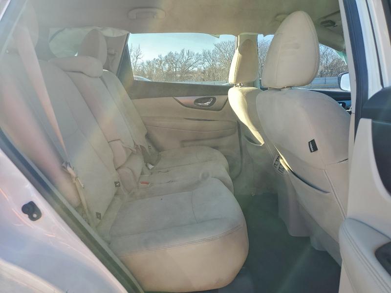 Photo 11 from auction – 2016 NISSAN ROGUE S with VIN KNMAT2MV1GP636604