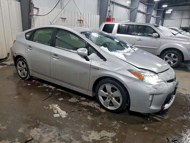 Photo 4 from auction – 2014 TOYOTA PRIUS with VIN JTDKN3DU1E0394575