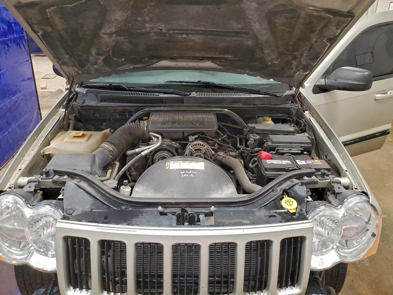 Photo 12 from auction – 2008 JEEP GRAND CHER with VIN 1J8GR48K18C203497