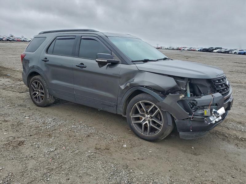 Photo 4 from auction – 2016 FORD EXPLORER S with VIN 1FM5K8GT6GGC01512