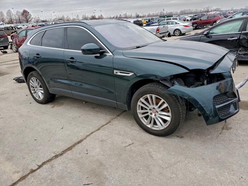 Photo 4 from auction – 2017 JAGUAR F-PACE PRE with VIN SADCK2BV5HA497617