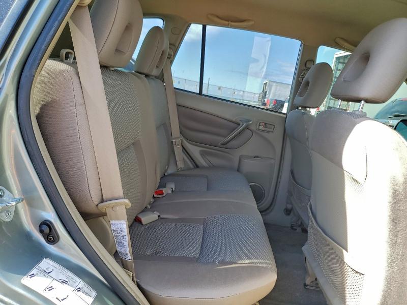 Photo 11 from auction – 2004 TOYOTA RAV4 with VIN JTEGD20V740013131