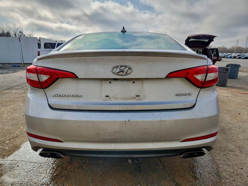 Photo 6 from auction – 2015 HYUNDAI SONATA SPO with VIN 5NPE34AF6FH033796