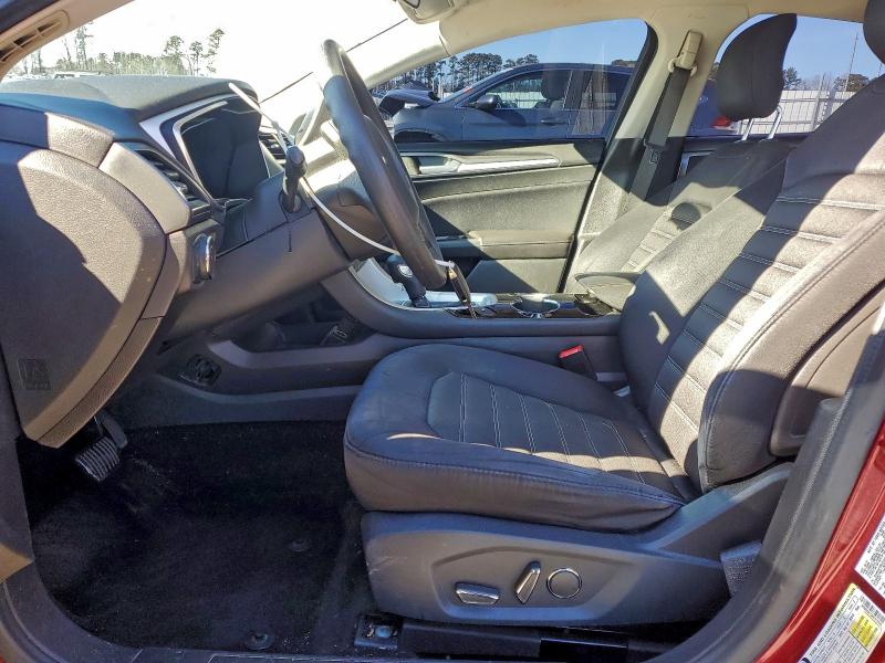 Photo 7 from auction – 2014 FORD FUSION SE with VIN 3FA6P0H73ER372503
