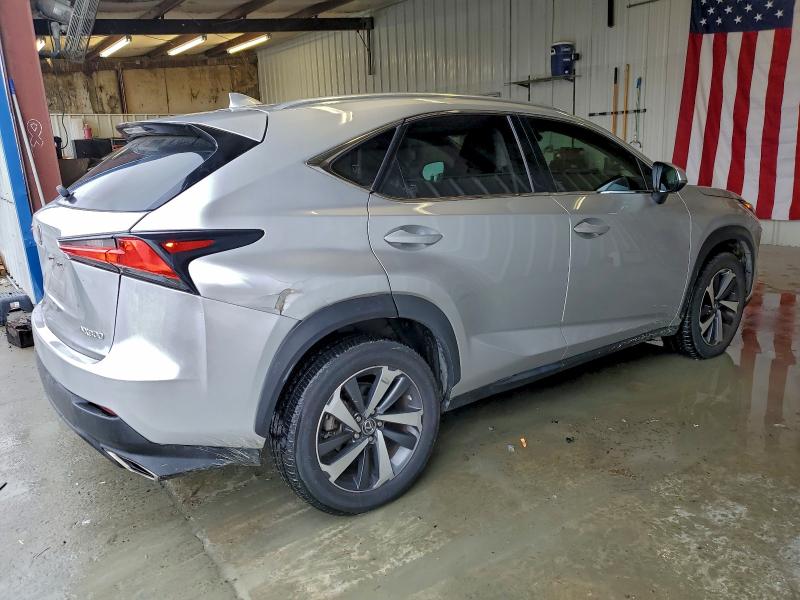 Photo 3 from auction – 2018 LEXUS NX 300 BAS with VIN JTJYARBZ4J2097156