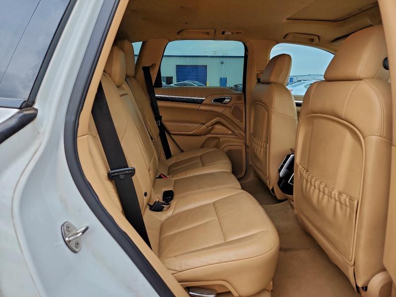 Photo 11 from auction – 2012 PORSCHE CAYENNE with VIN WP1AA2A24CLA07158