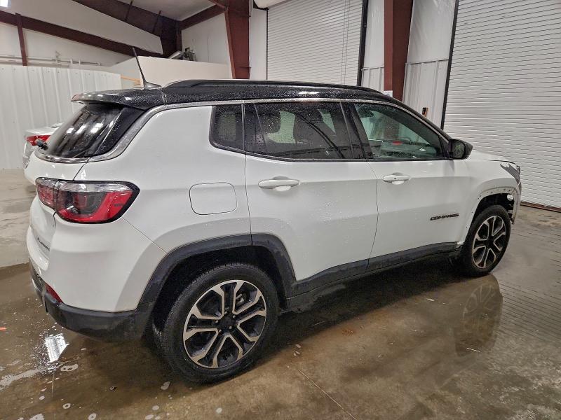 Foto 3 de la subasta – 2024 JEEP COMPASS LI con VIN 3C4NJDCN3RT610606