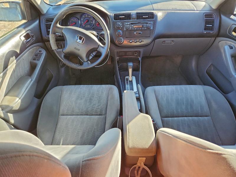 Photo 8 from auction – 2005 HONDA CIVIC LX with VIN 2HGES16545H552467