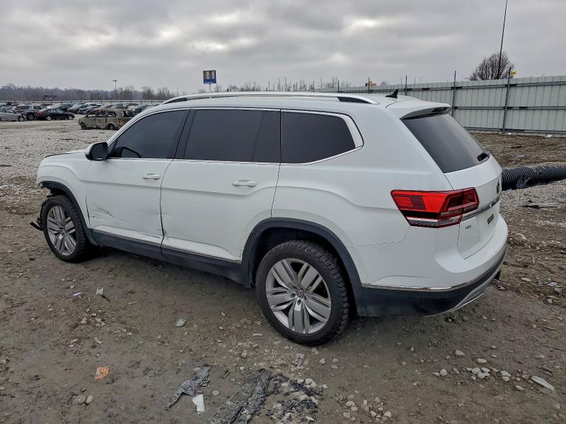 Photo 2 from auction – 2018 VOLKSWAGEN ATLAS SEL with VIN 1V2NR2CA3JC574652