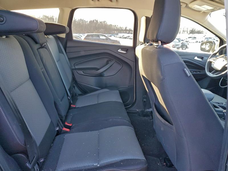 Photo 11 from auction – 2018 FORD ESCAPE SE with VIN 1FMCU9GD0JUD25753