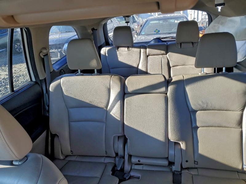Photo 10 from auction – 2016 HONDA PILOT TOUR with VIN 5FNYF6H93GB091364