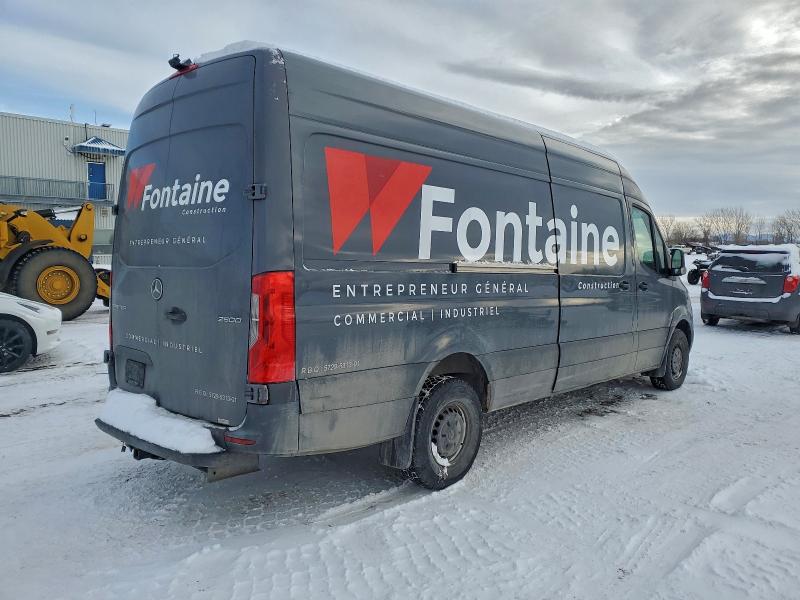 Photo 3 from auction – 2019 MERCEDES-BENZ SPRINTER 2 with VIN WD3BF1CD3KP107172