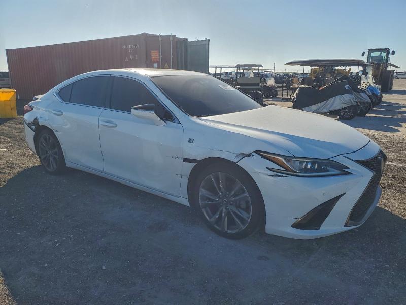 Photo 4 from auction – 2019 LEXUS ES 350 with VIN 58ABZ1B17KU013953
