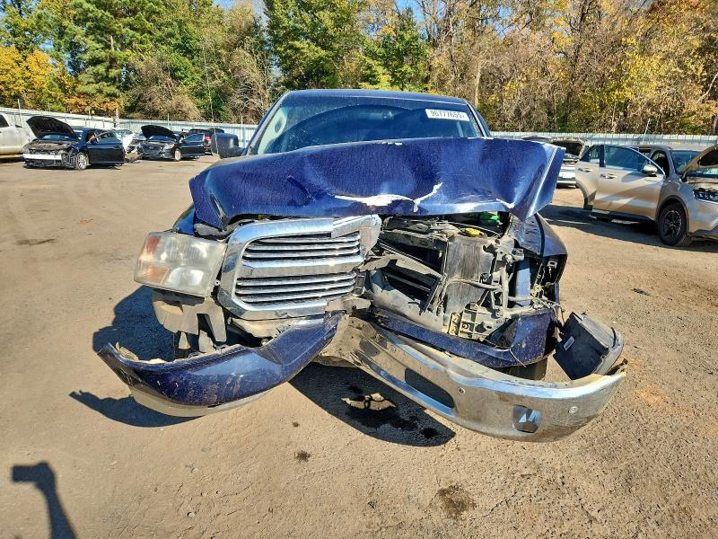 Photo 5 from auction – 2015 RAM 1500 SLT with VIN 1C6RR6LTXFS605492