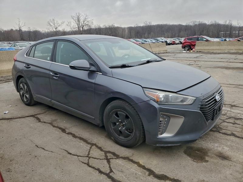 Photo 4 from auction – 2017 HYUNDAI IONIQ with VIN KMHC75LC4HU054459
