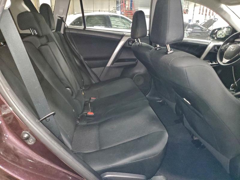 Photo 11 from auction – 2017 TOYOTA RAV4 LE with VIN 2T3BFREV5HW672322