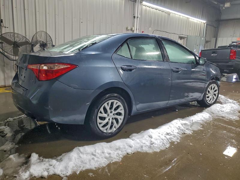 Photo 3 from auction – 2018 TOYOTA COROLLA L with VIN 2T1BURHE5JC100507