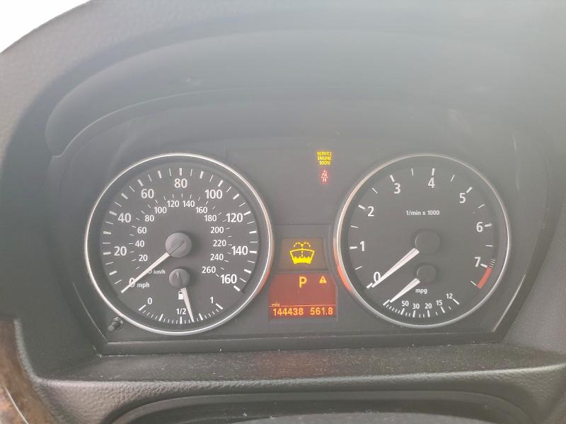 Photo 9 from auction – 2006 BMW 325 XI with VIN WBAVD13526KV05183