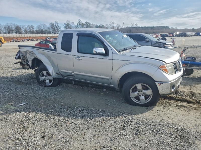 Photo 4 from auction – 2007 NISSAN FRONTIER K with VIN 1N6AD06WX7C425087