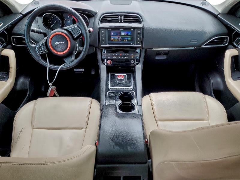 Photo 8 from auction – 2017 JAGUAR F-PACE PRE with VIN SADCJ2BV1HA493955