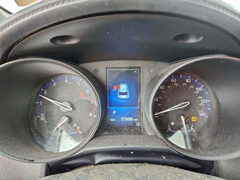 Photo 9 from auction – 2018 TOYOTA C-HR with VIN NMTKHMBX8JR063492