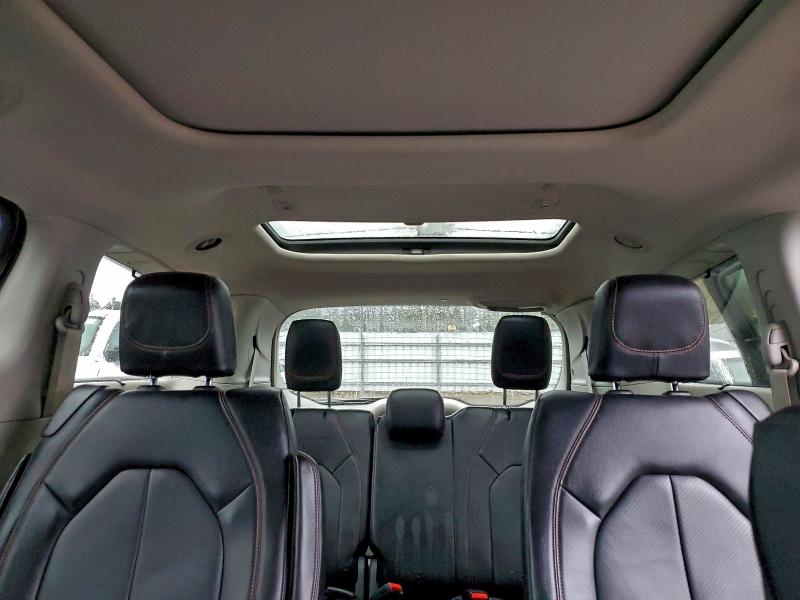 Photo 10 from auction – 2019 CHRYSLER PACIFICA T with VIN 2C4RC1EG0KR741400