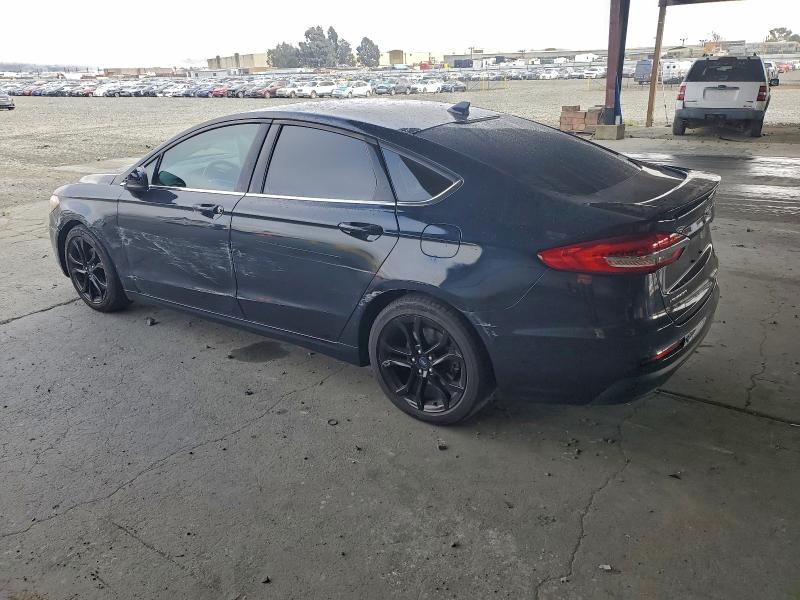 Photo 2 from auction – 2020 FORD FUSION with VIN 3FA6P0HD7LR262962