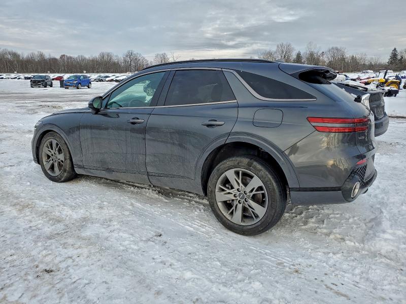 Photo 2 from auction – 2022 GENESIS GV70 BASE with VIN KMUMCDTC5NU014611