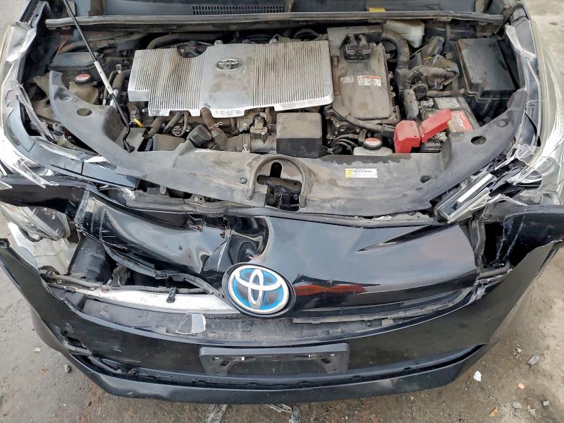 Photo 11 from auction – 2016 TOYOTA PRIUS with VIN JTDKARFUXG3515715