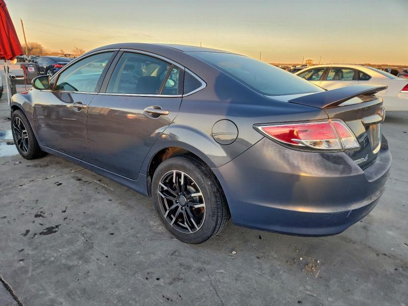 Photo 2 from auction – 2010 MAZDA 6 I with VIN 1YVHZ8CH6A5M34219