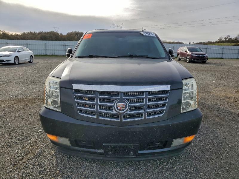 Photo 5 from auction – 2013 CADILLAC ESCALADE L with VIN 1GYS3BEF8DR127289