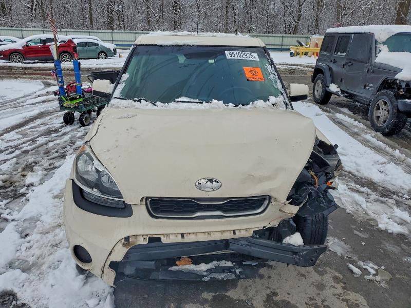 Photo 5 from auction – 2013 KIA SOUL with VIN KNDJT2A53D7756551