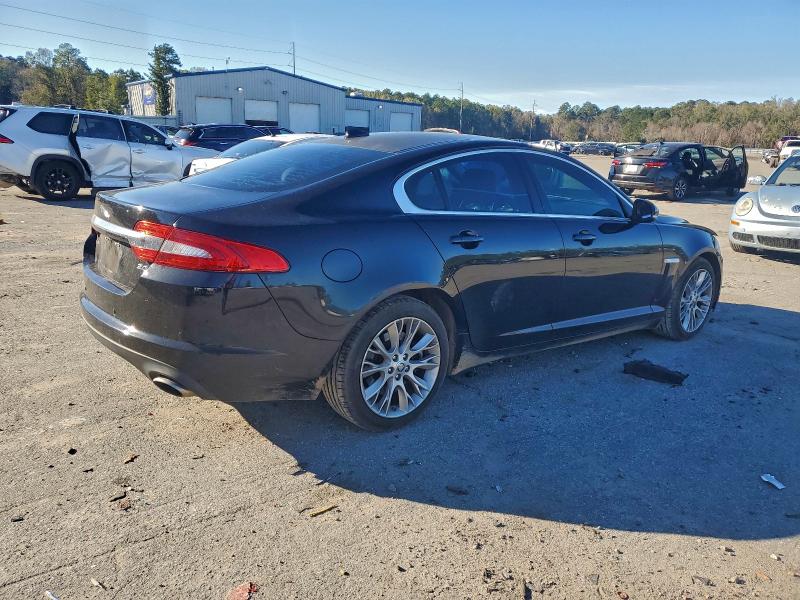 Photo 3 from auction – 2013 JAGUAR XF with VIN SAJWA0E78D8S62726