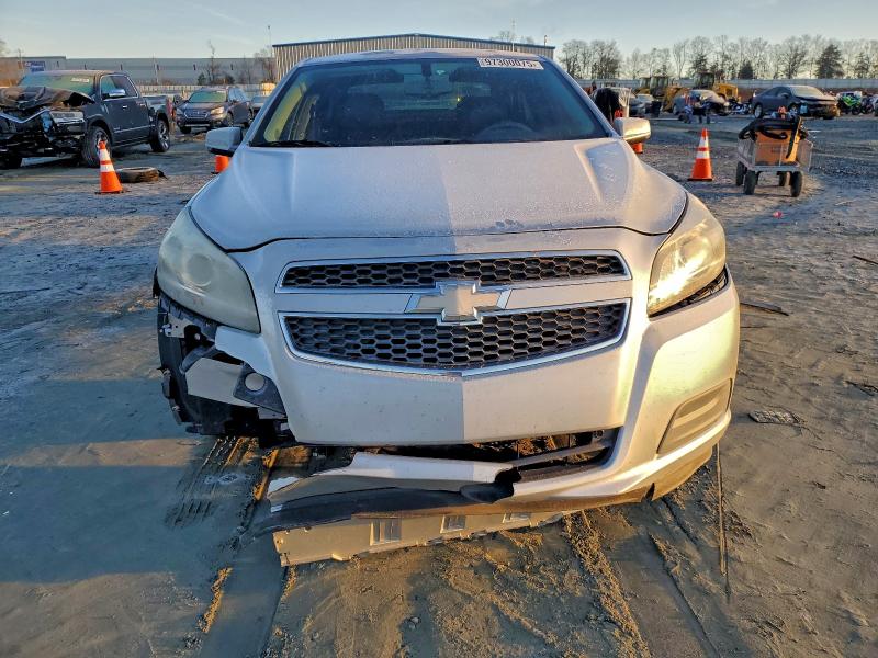 Photo 5 from auction – 2013 CHEVROLET MALIBU 1LT with VIN 1G11C5SA8DF237474
