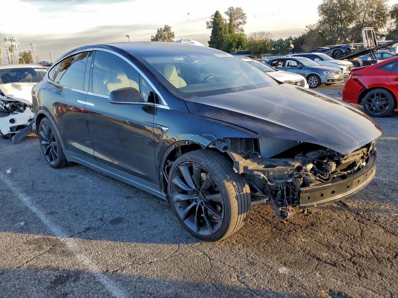 Photo 4 from auction – 2019 TESLA MODEL X with VIN 5YJXCBE25KF153022