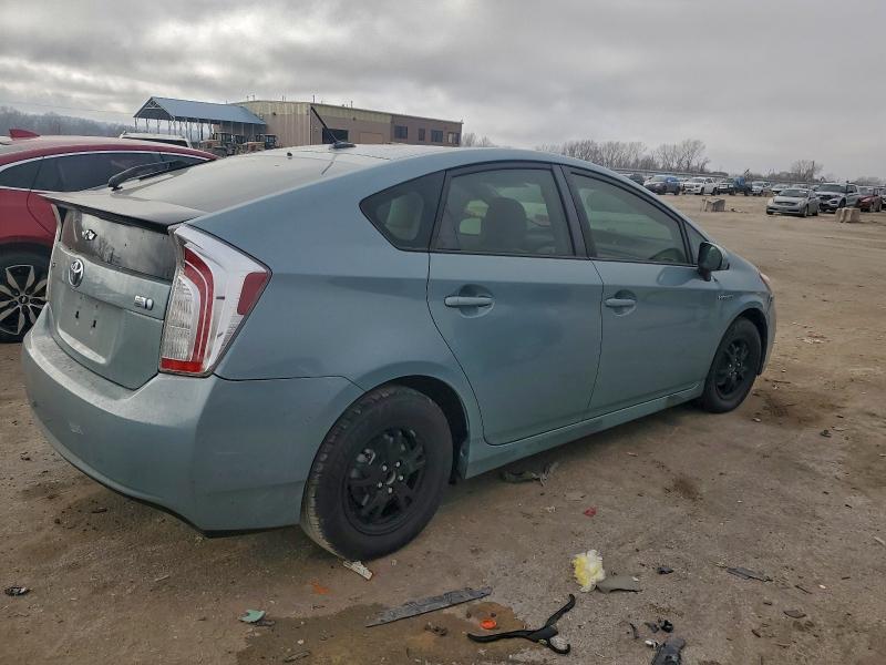 Photo 3 from auction – 2015 TOYOTA PRIUS with VIN JTDKN3DU2F1963493