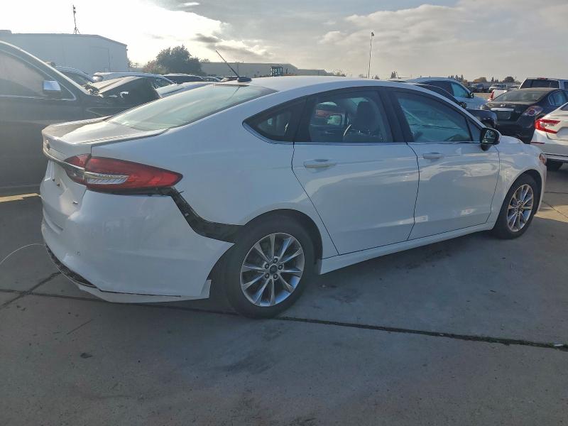 Photo 3 from auction – 2017 FORD FUSION SE with VIN 3FA6P0H75HR215947
